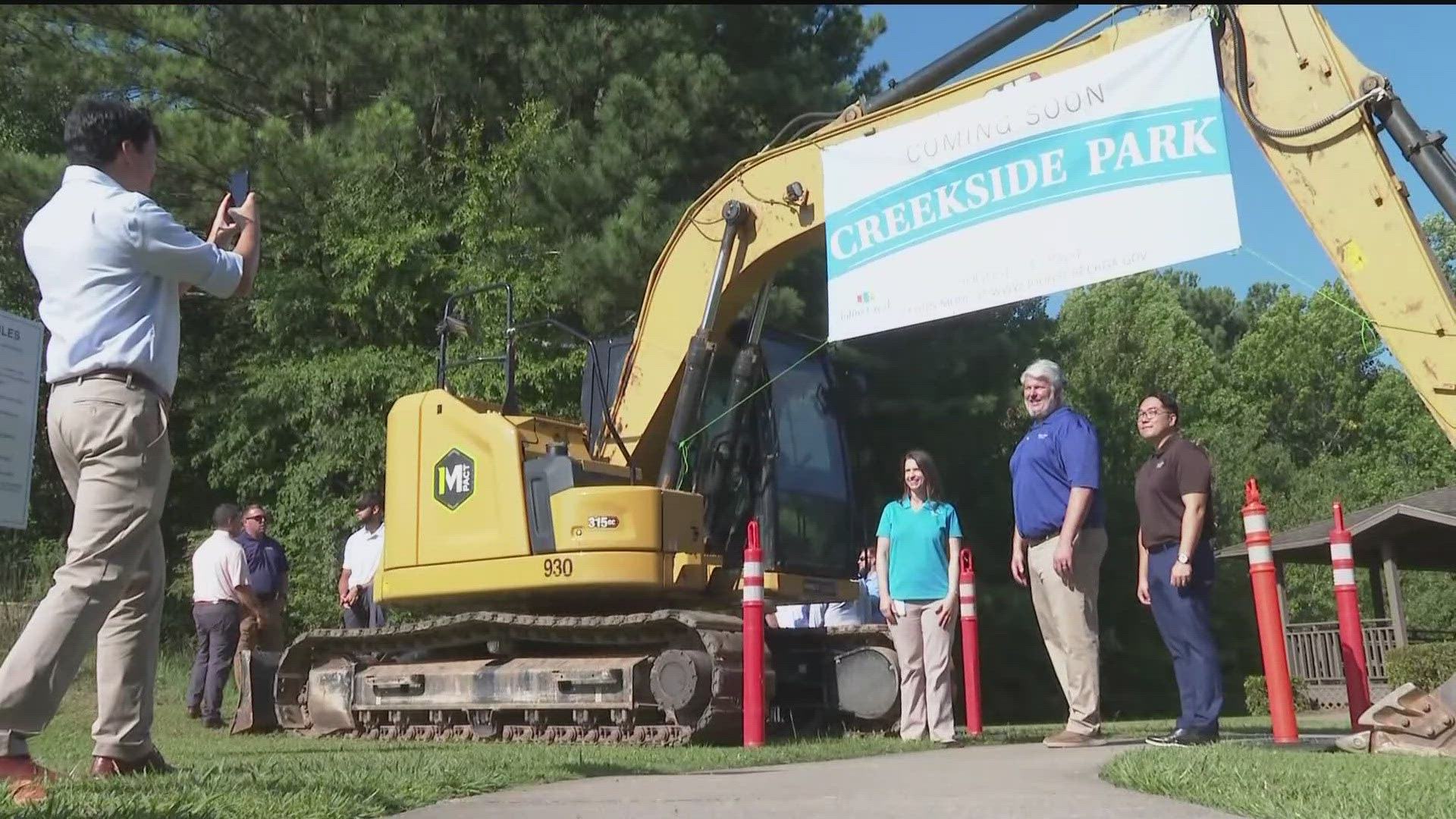 Leaders in the City of Johns Creek broke ground Friday for a new state of the art park. It's called Creekside Park and it's behind City Hall.