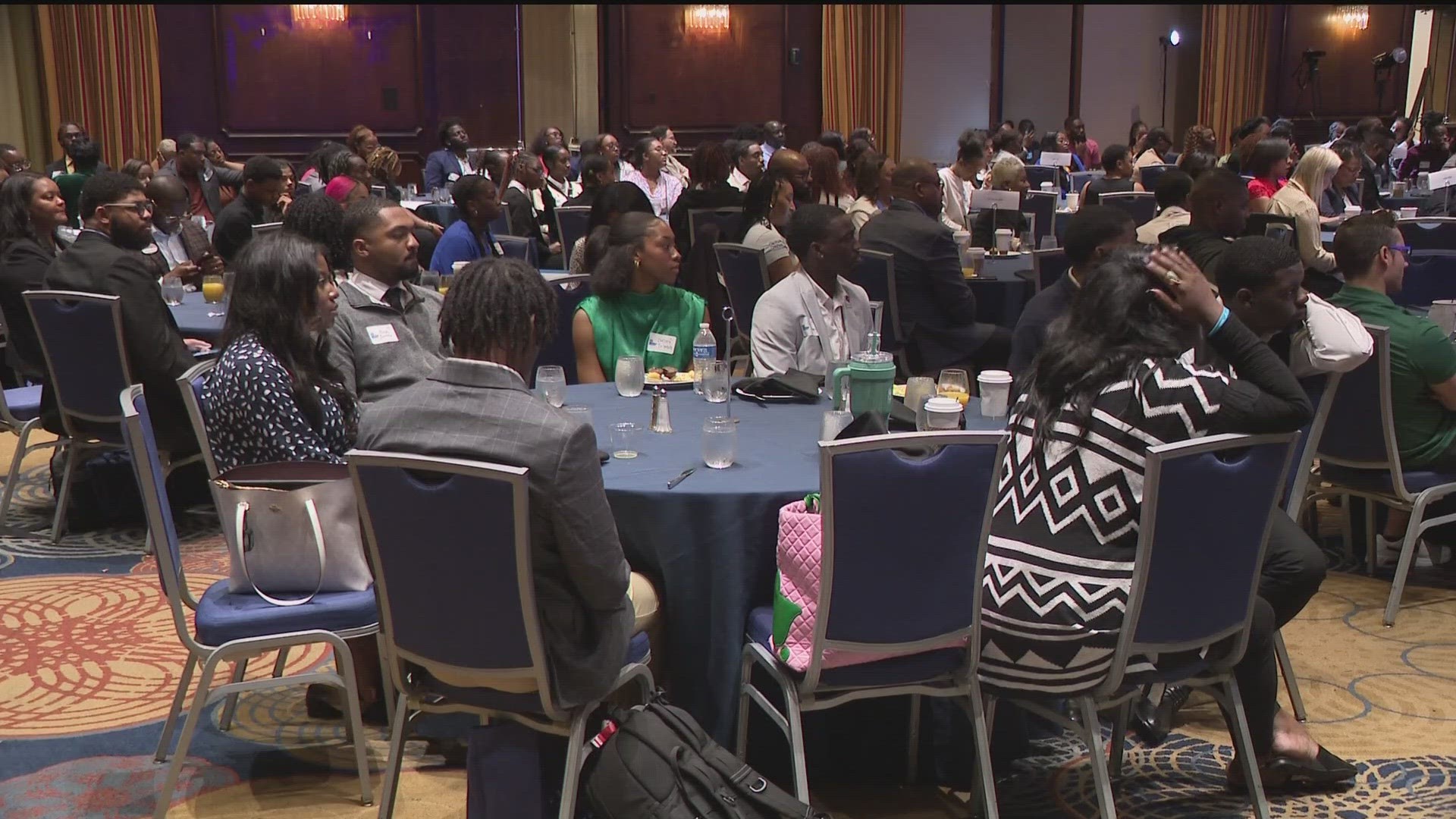 Students Participate In HBCU Mentorship Breakfast | 11alive.com