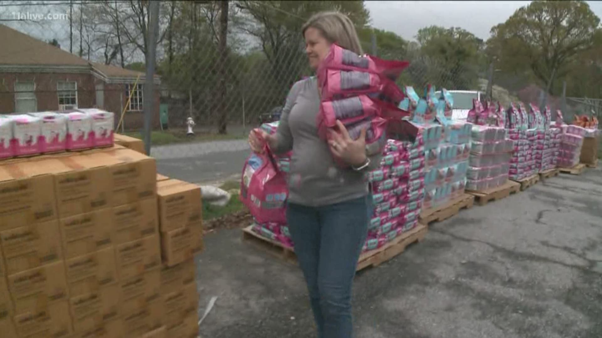 A semi-truck with more than 20 pallets of Solid Gold Pet Food was delivered to local rescue shelters.