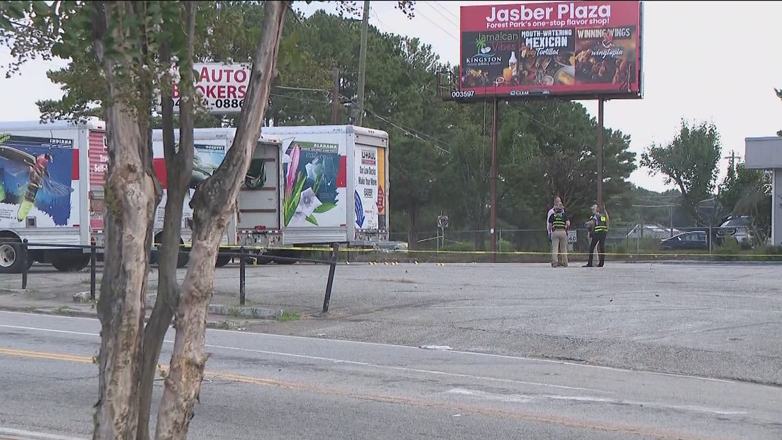 Carjacking suspect shot to death by police in Forest Park identified ...