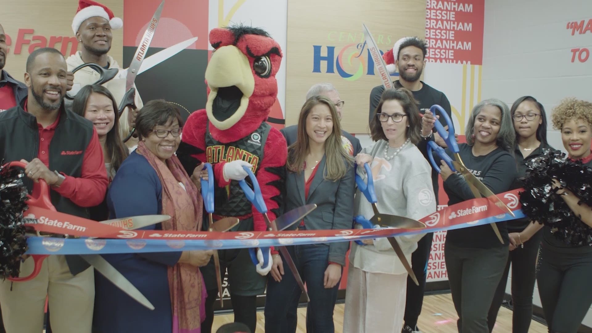 The Atlanta Hawks and State Farm host ‘Season of Giving’ community event in East Atlanta