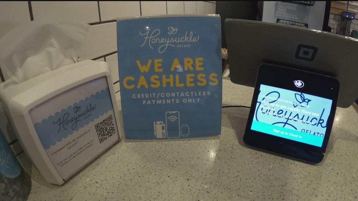 Atlanta City Council ordinance banning cashless businesses - Vimarsana News