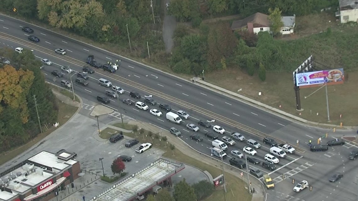 Deadly crash EastWest Connector at South Cobb Drive