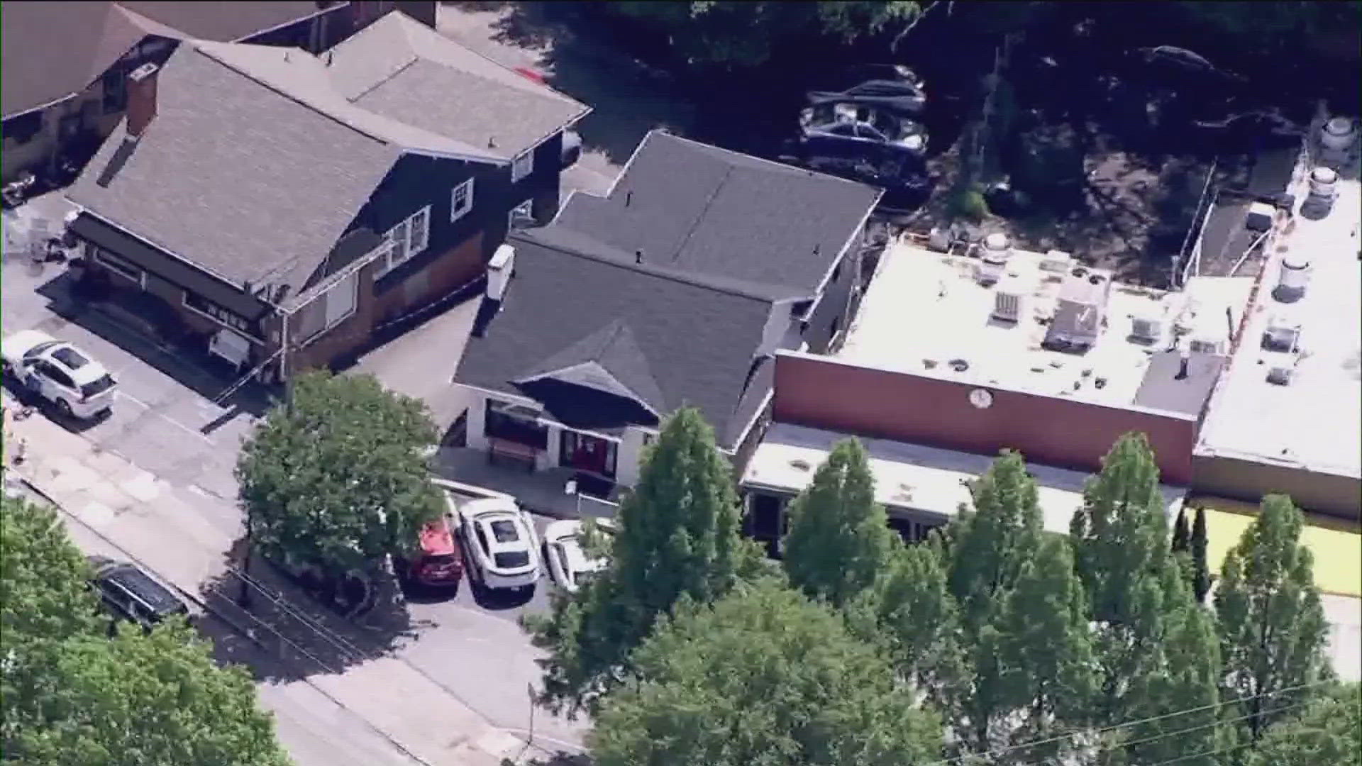 Taco Mac announced Monday that it closed its original restaurant in Atlanta's Virginia-Highland neighborhood after more than 40 years of serving the community. 