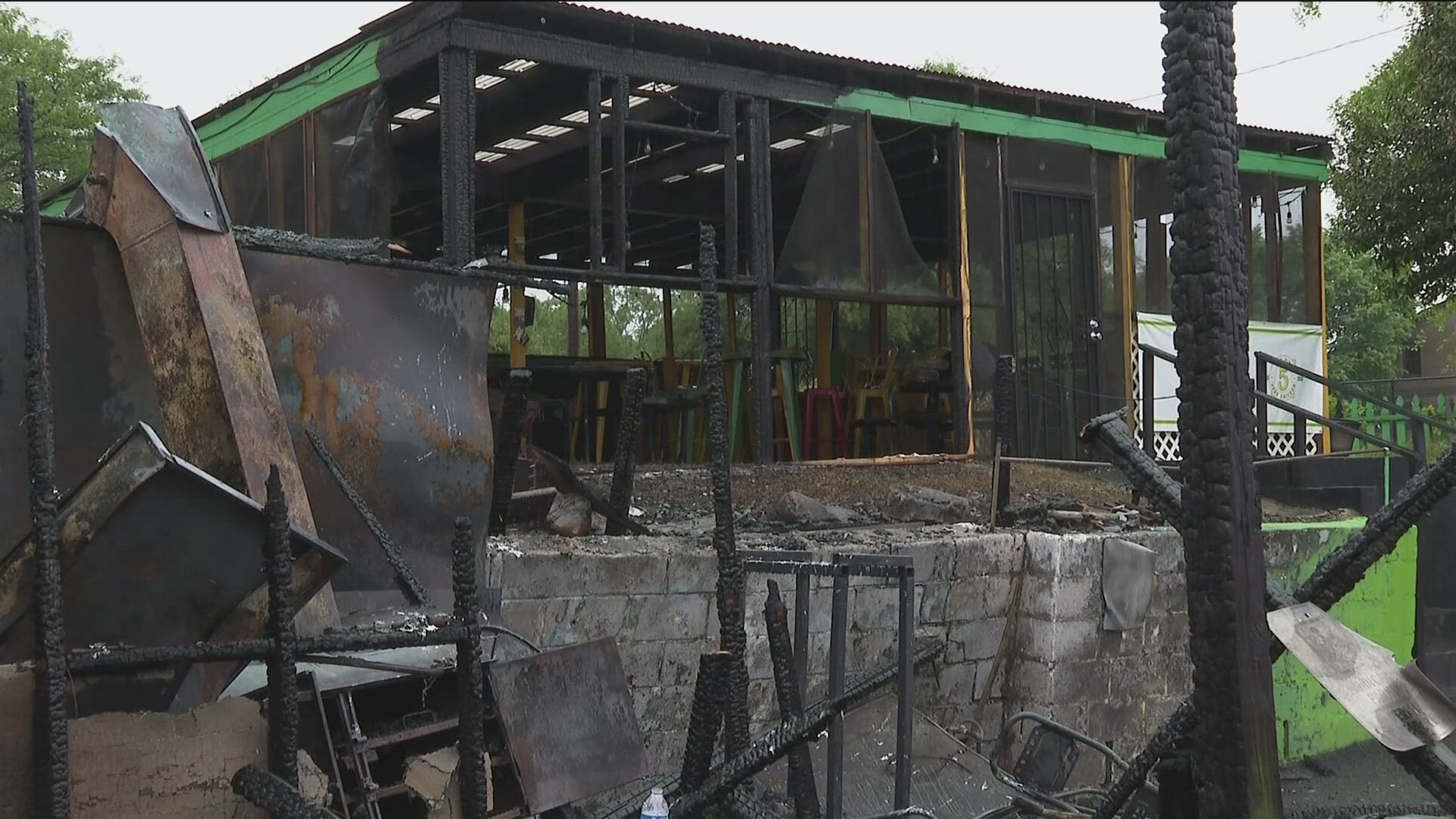 Kitchen fire destroys popular Atlanta restaurant | 11alive.com