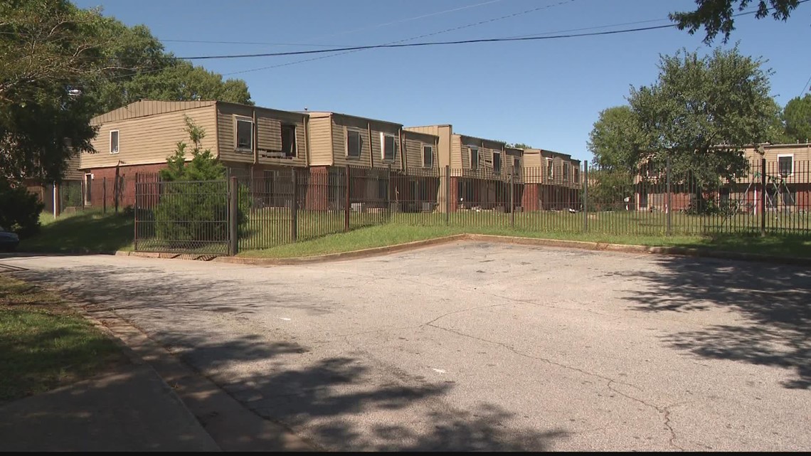 Crime continues at condemned Forest Cove Apartments | 11alive.com