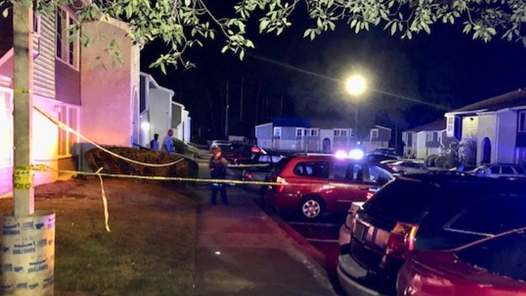 At least 6 shot, injured at South Fulton apartments, police say