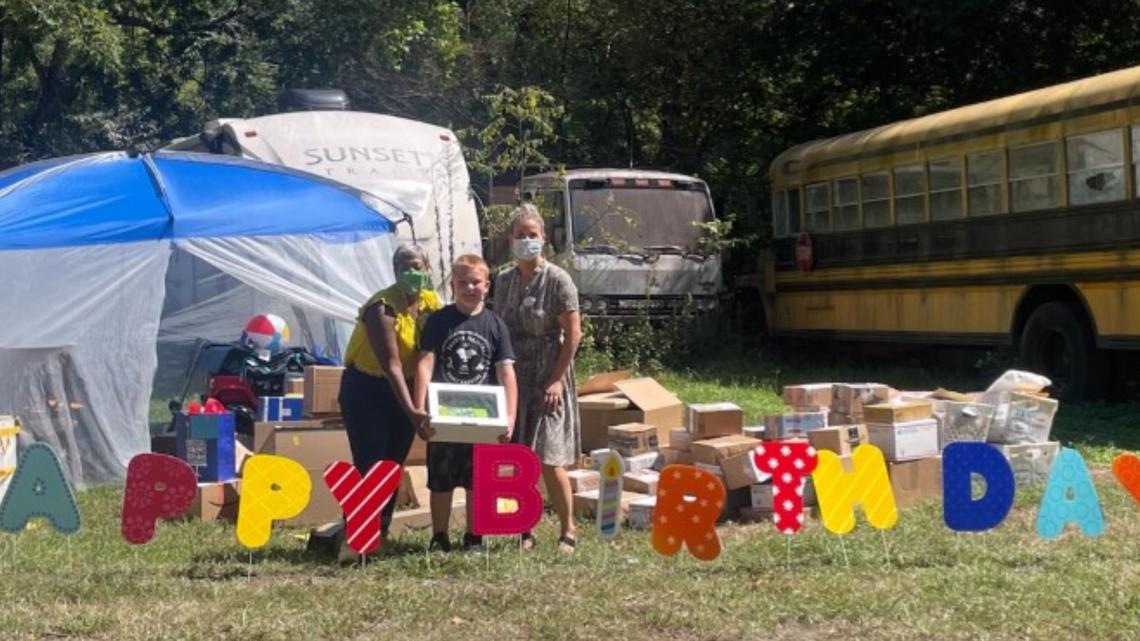 Kid thrown birthday party by Roswell senior facility - Vimarsana News