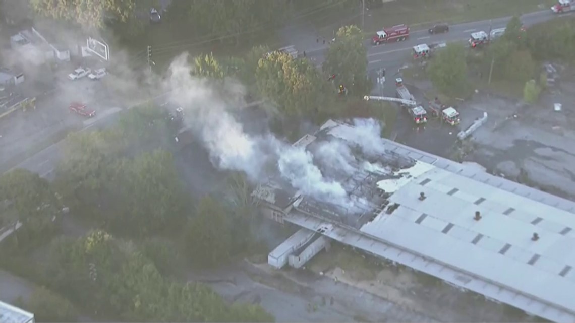 Large warehouse fire sends smoke over southwest Atlanta Tuesday morning