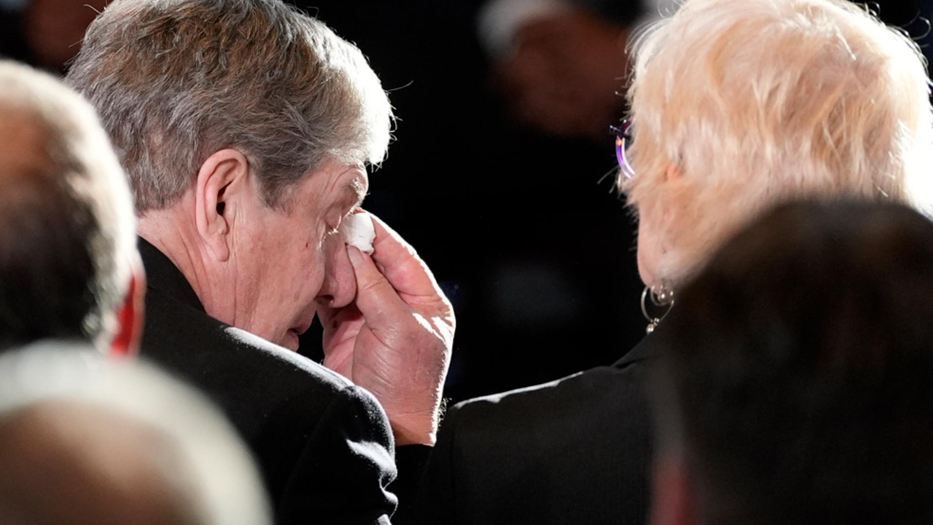 Jimmy Carter's son, Chip Carter, recalls childhood memories at service | 11alive.com