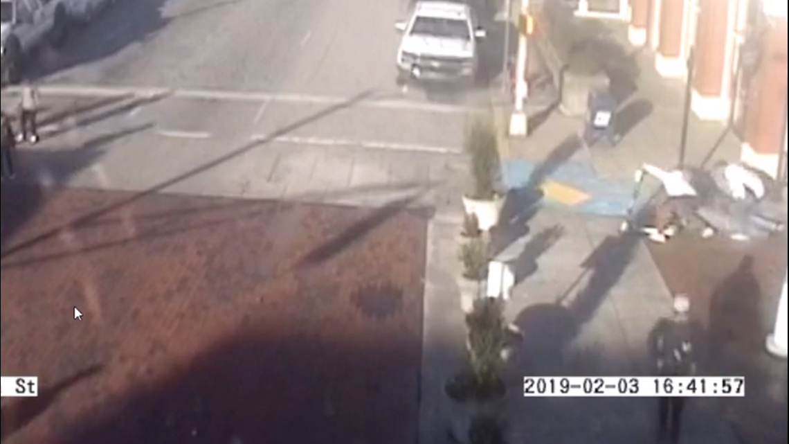 Atlanta Police looking for suspects from Super Bowl ticket snatch-and ...