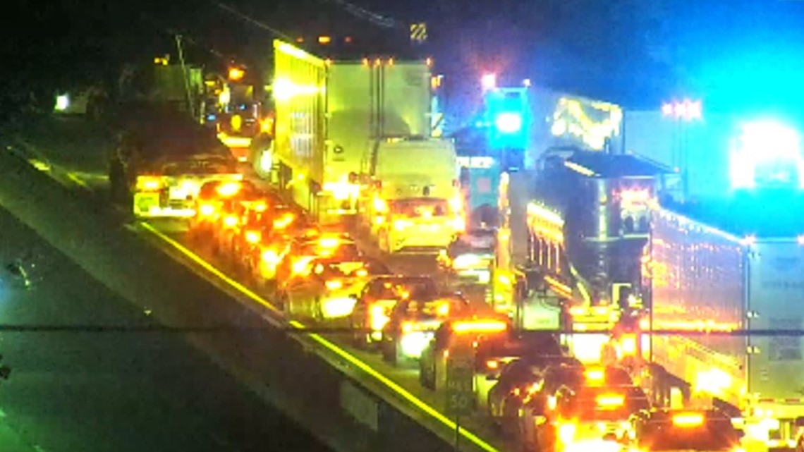 I285 WB wreck near Bouldercrest Road