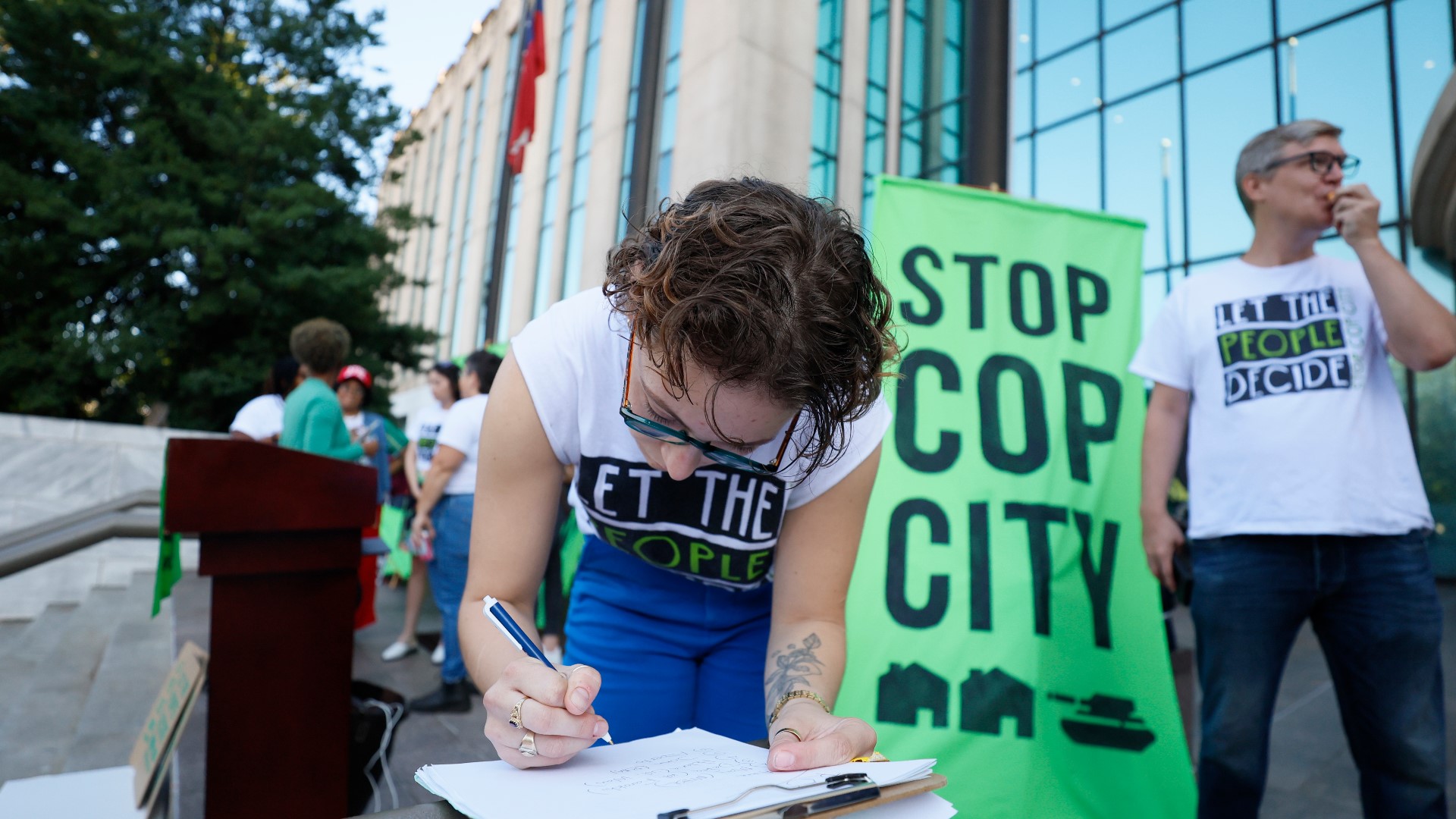 An analysis by four news organizations finds the outcome — if city officials ever count the petitions — could be decided by a narrow margin.
