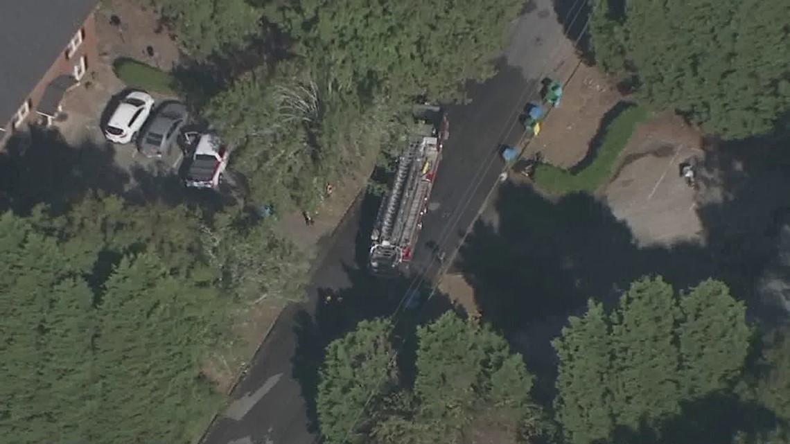 Apartment fire Spruce Circle Snellville, County