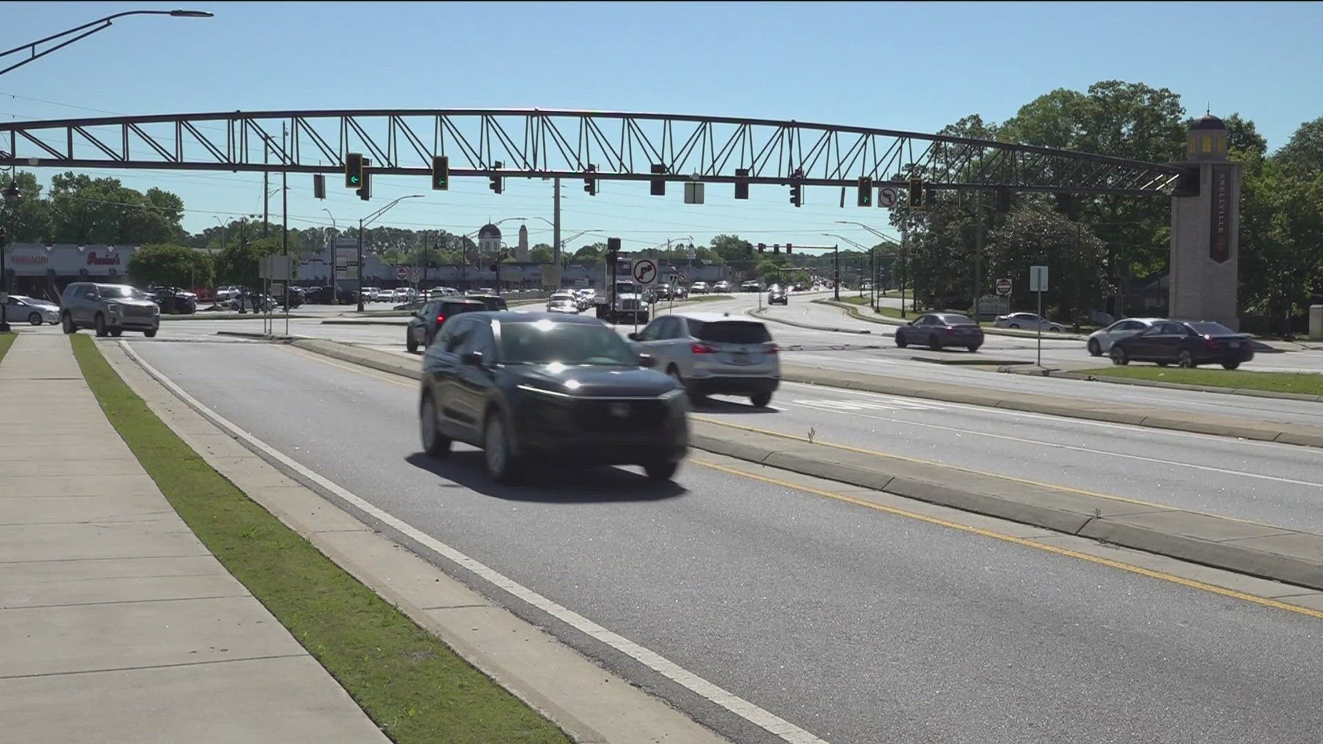 A Displaced Left Turn reduces conflict and crashes according to GDOT