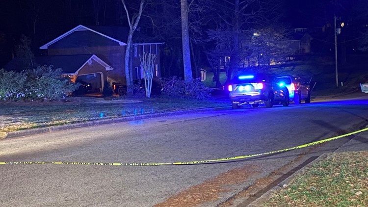 3 shot, killed in Rockdale County home, sheriff's office says