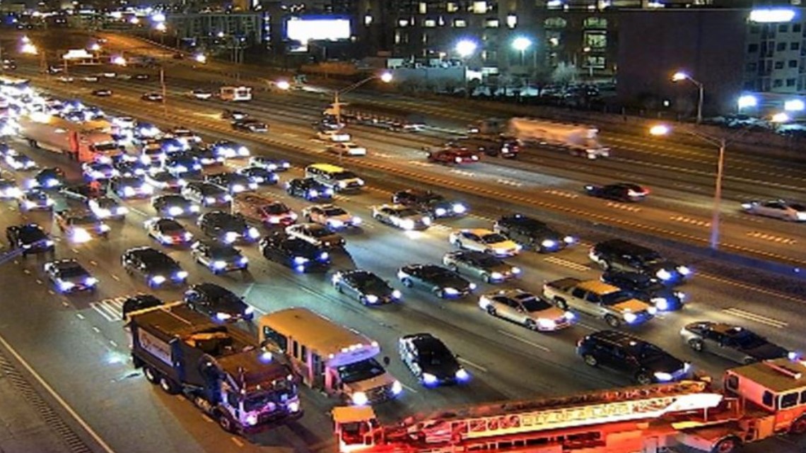 Atlanta traffic I 75 85 South blocked at University Ave