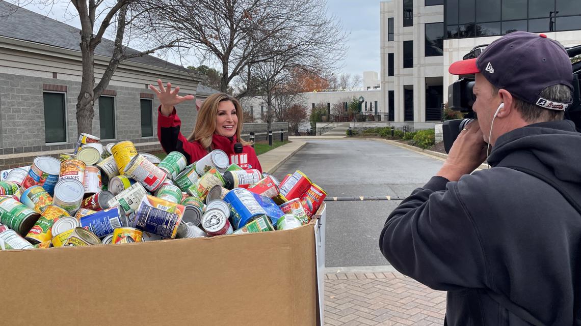 Gwinnett Braves Join the 11Alive Holiday Can-A-Thon