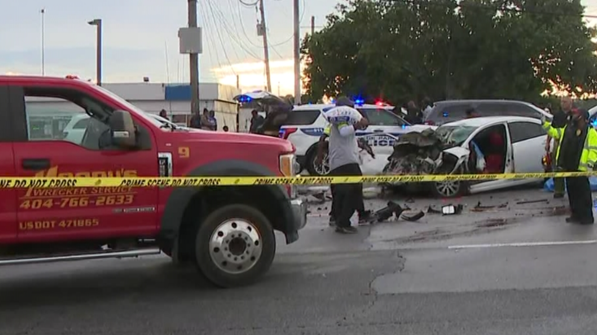 Crash on Old National Highway, Sullivan Road in College Park | 11alive.com