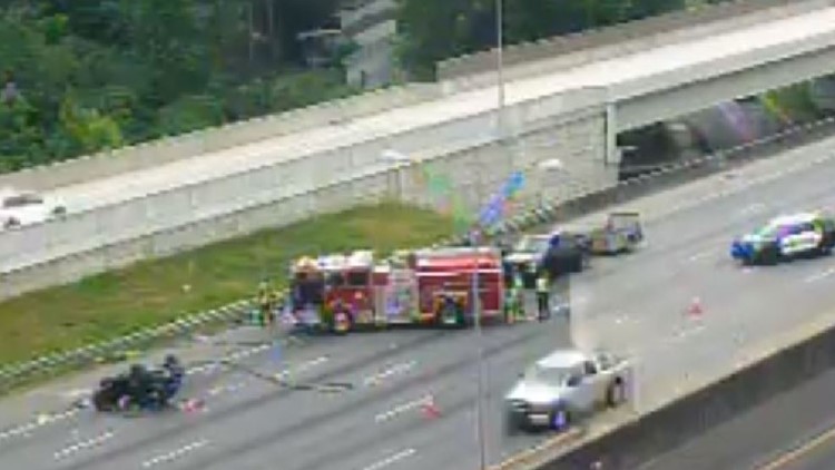 Crashes block lanes on I-75 South in Marietta