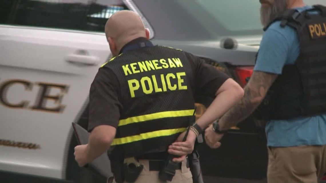 Kennesaw Shooting On Lone Oak Trail 11alive Com
