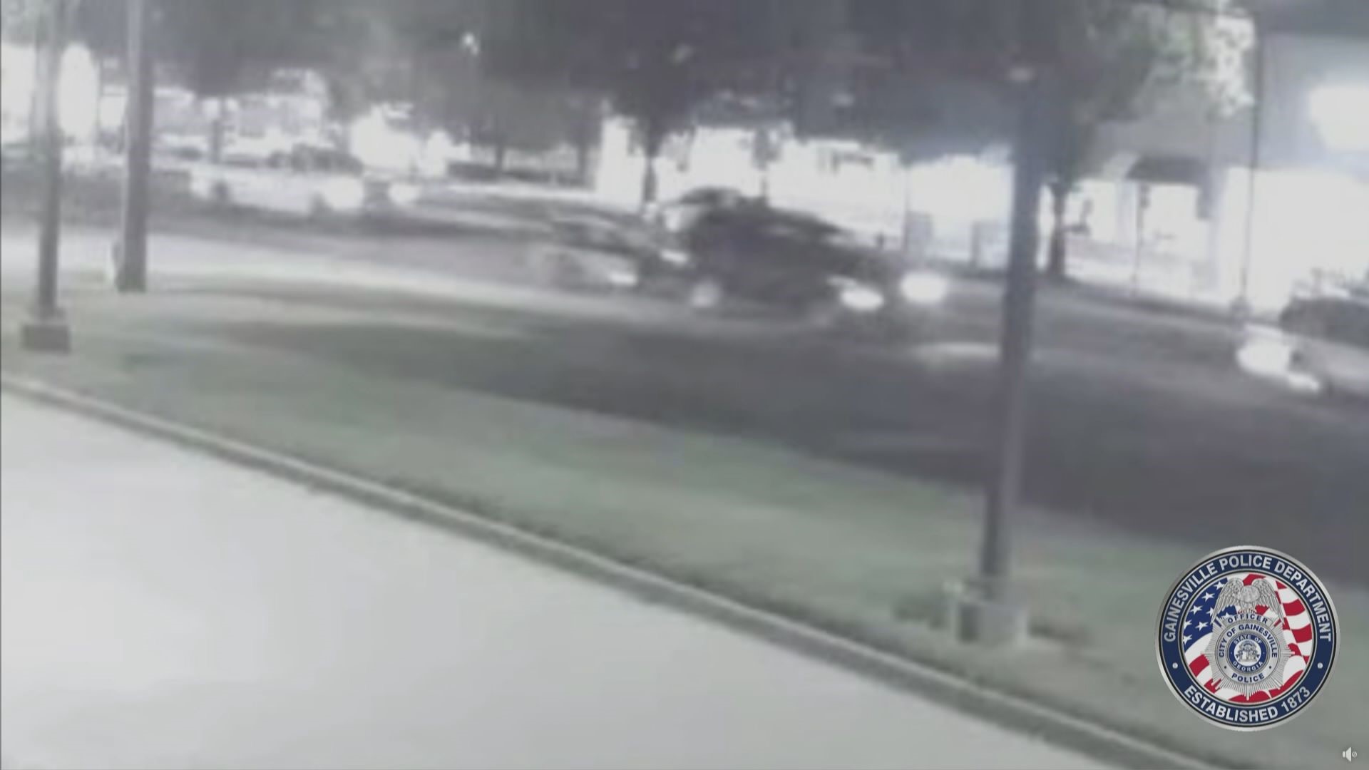 Driver kills man in hit and run Gainesville, searching for car ...