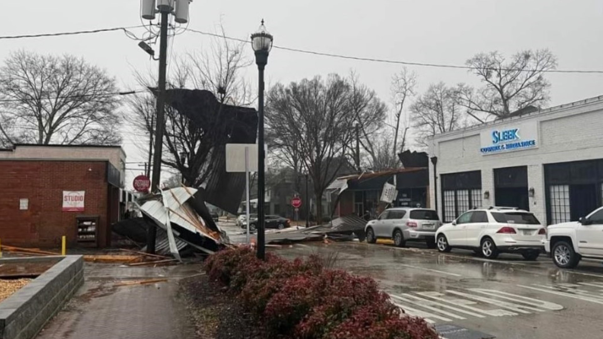 storm tornado damage Austell LaGrange Griffin East Point