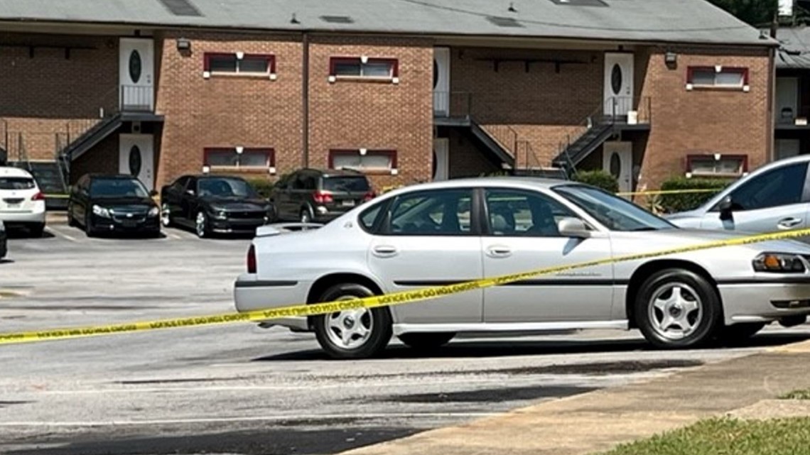 Barricaded Gunman | Trammell Road | Clayton County | 11alive.com