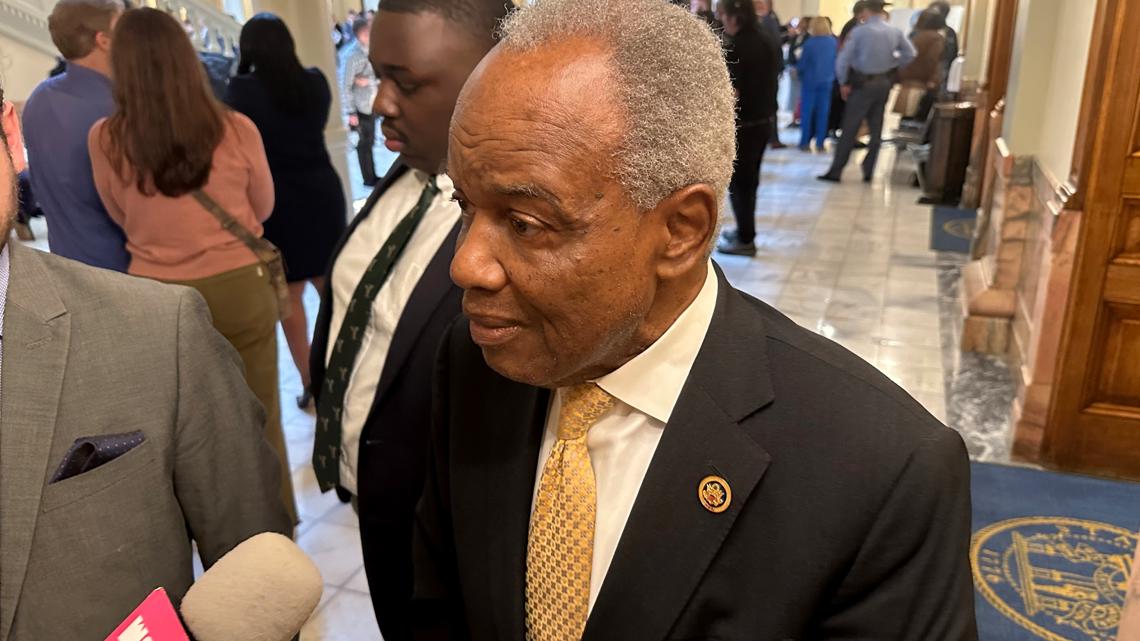 Metro Atlanta congressman introduces bill he says will restore $30 million in jet fuel tax revenue to Clayton County