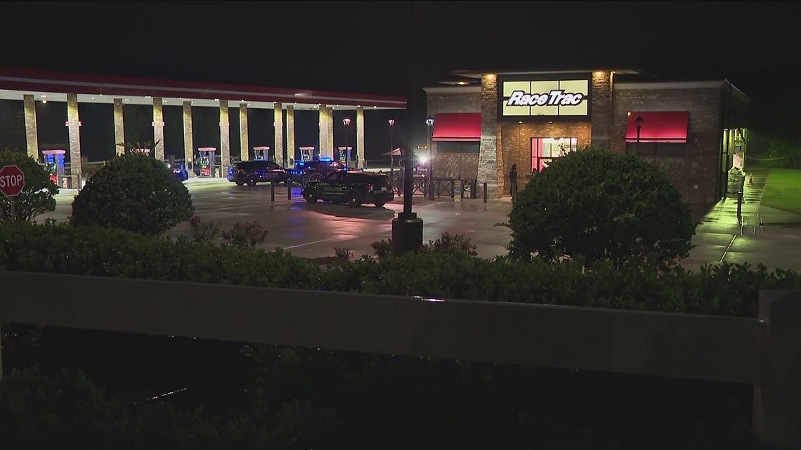 SWAT situation leads to armed man shot, killed at Roswell gas station ...
