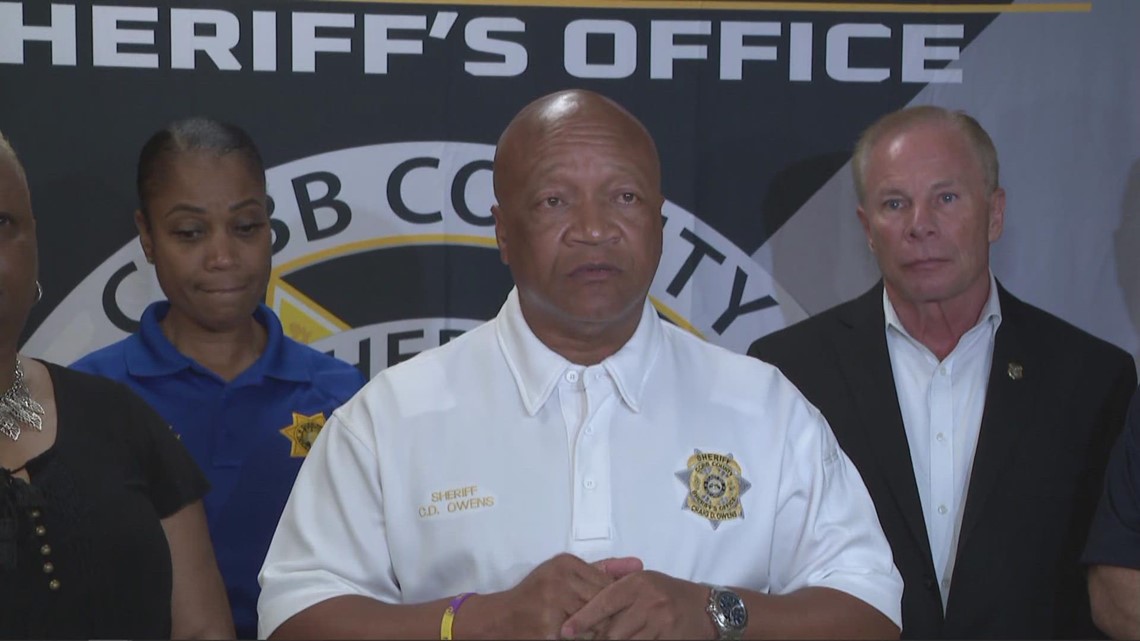 sheriff deputies ambushed sheriff deputies ambushed