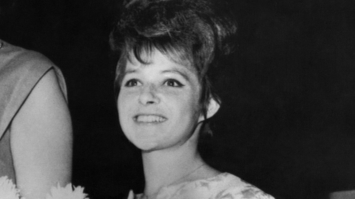 Brenda Lee Rockin Around The Christmas Tree singer turns 77 