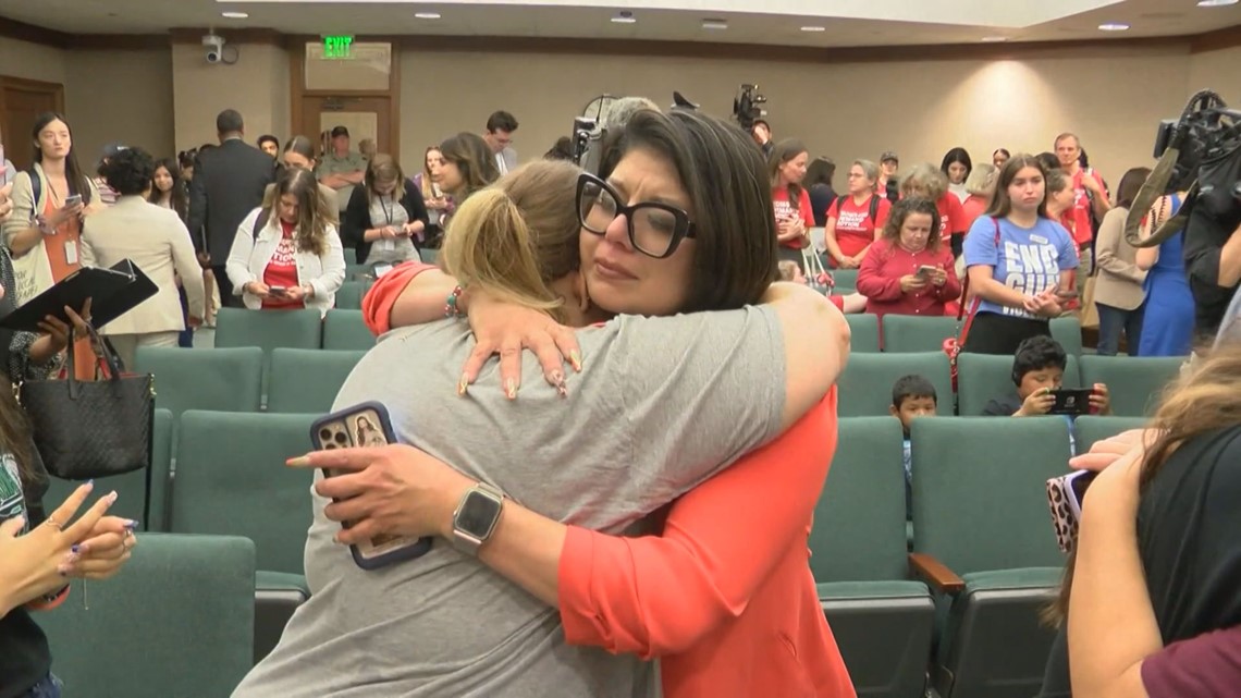 Gun laws in Georgia | Advocates push for special session - Vimarsana News