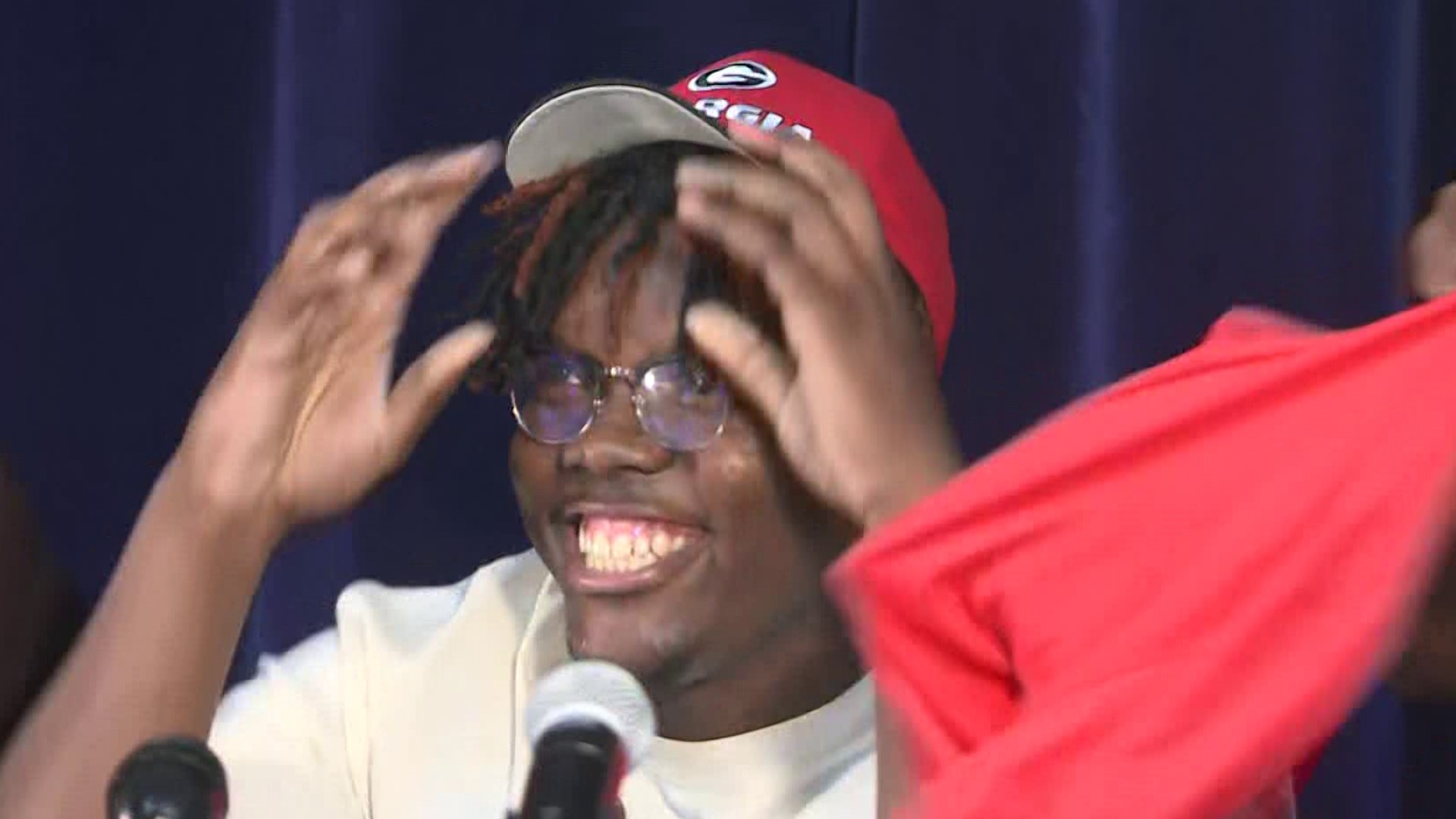 He made the announcement during a National Signing Day ceremony.