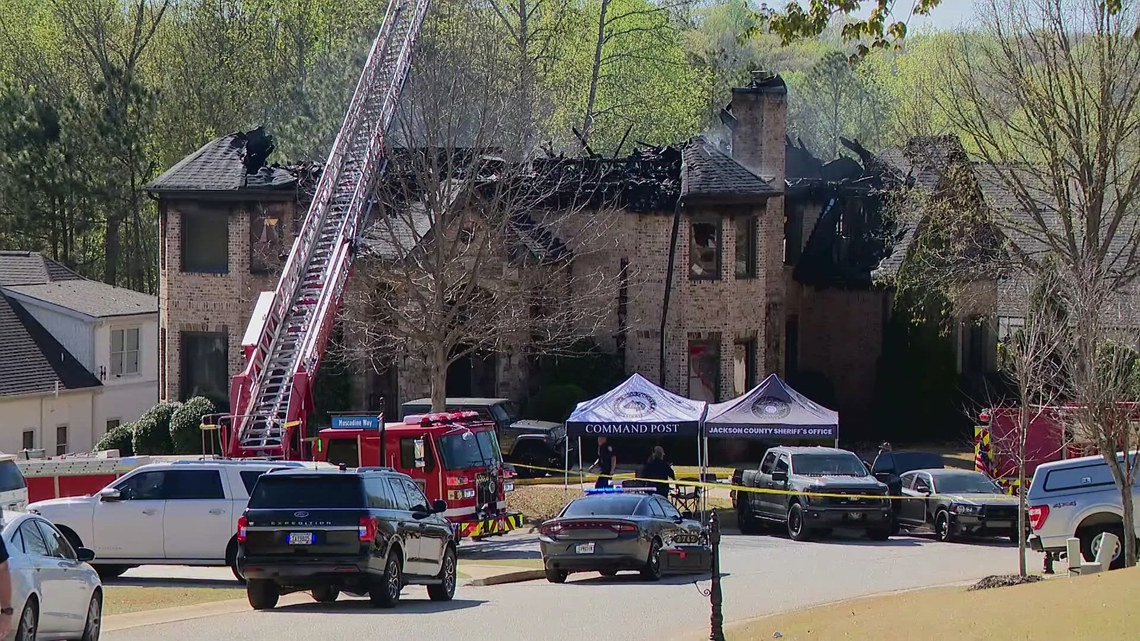 Man found dead of self-inflicted gunshot wound after house fire leads ...