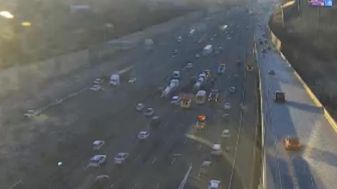 I 75 South traffic Cobb County tanker stopped blocking lanes | 11alive.com