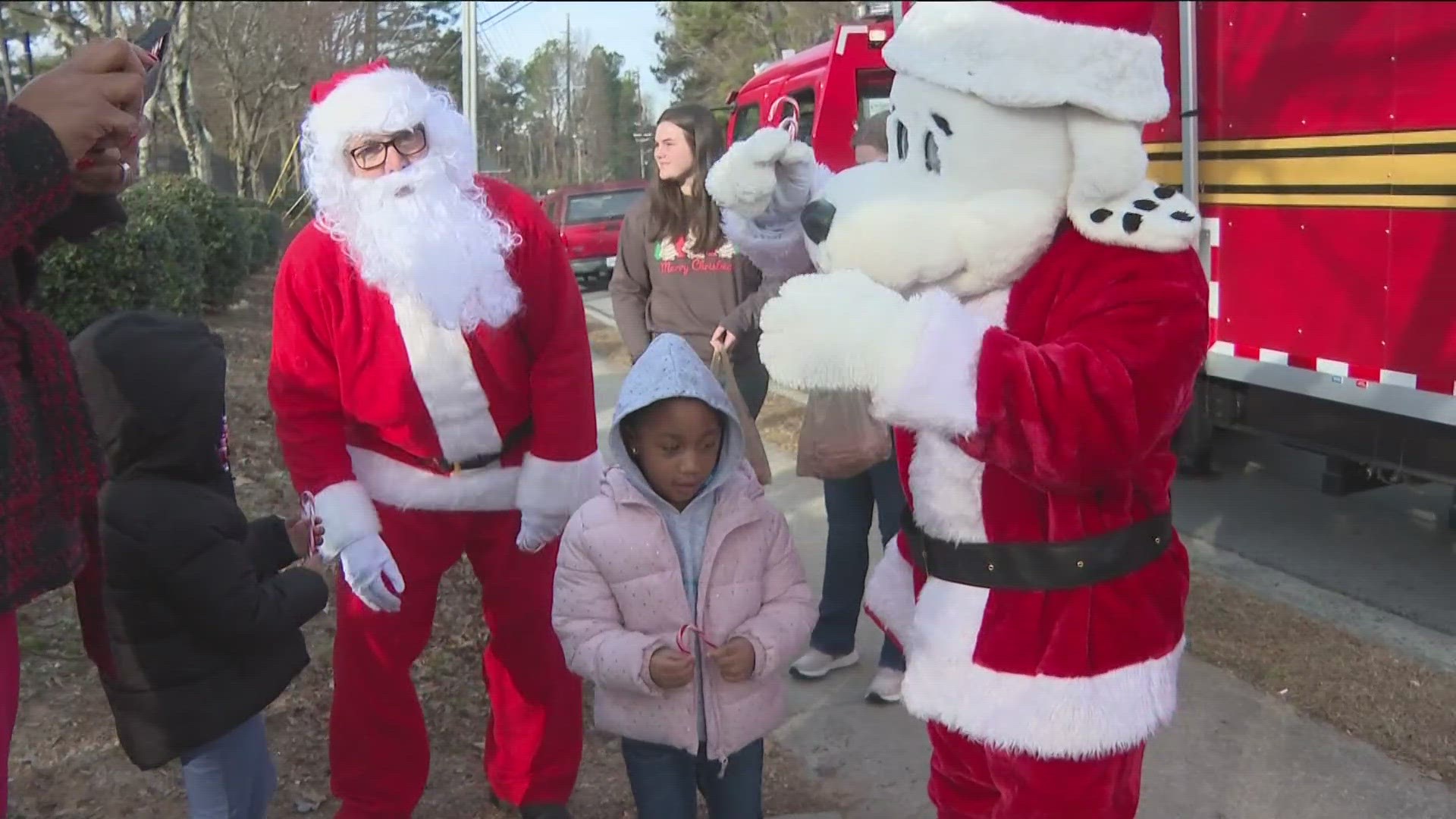 Early Friday, the City of South Fulton Fire Rescue gave out toys for families in need.