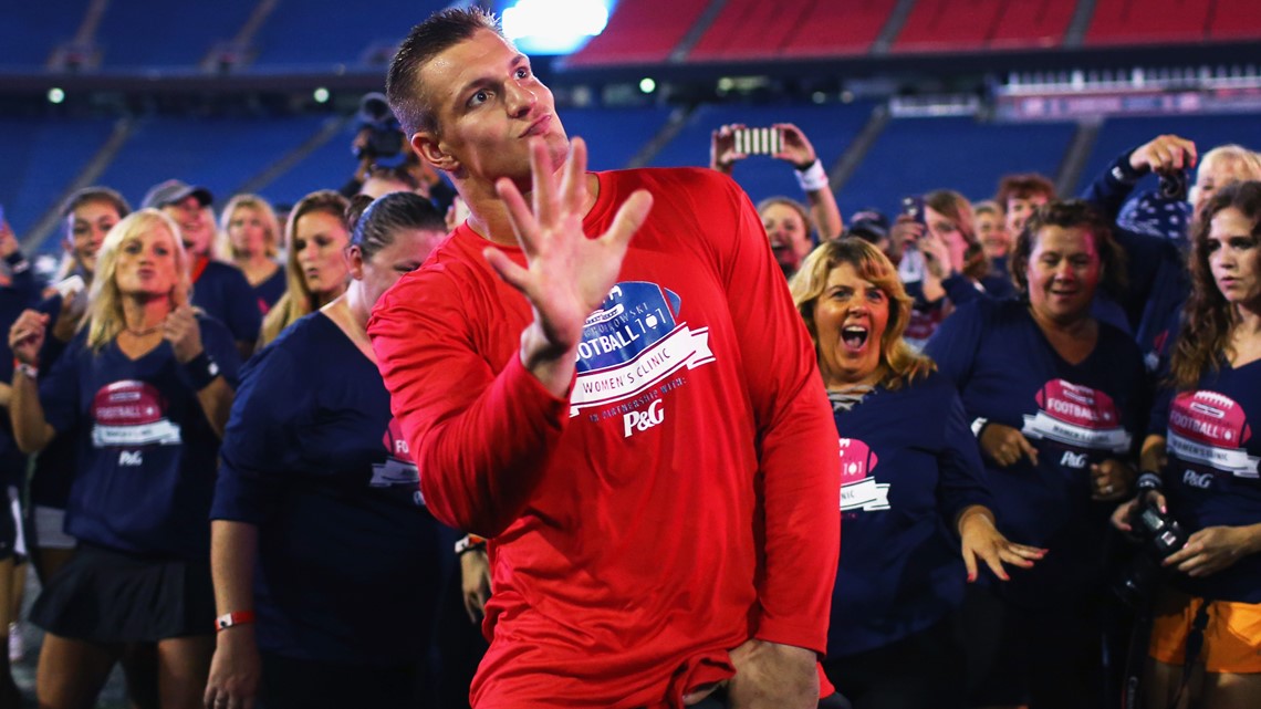 New England Patriots: Rob Gronkowski dancing around potential disaster –  Twin Cities