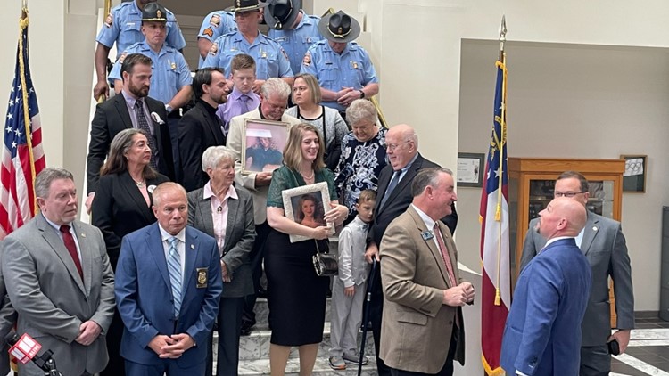 Gov. Kemp signs cold case investigation bill into law on Friday in Athens