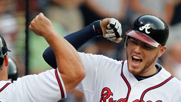 Braves' Freddie Freeman, wife Chelsea make adorable announcement
