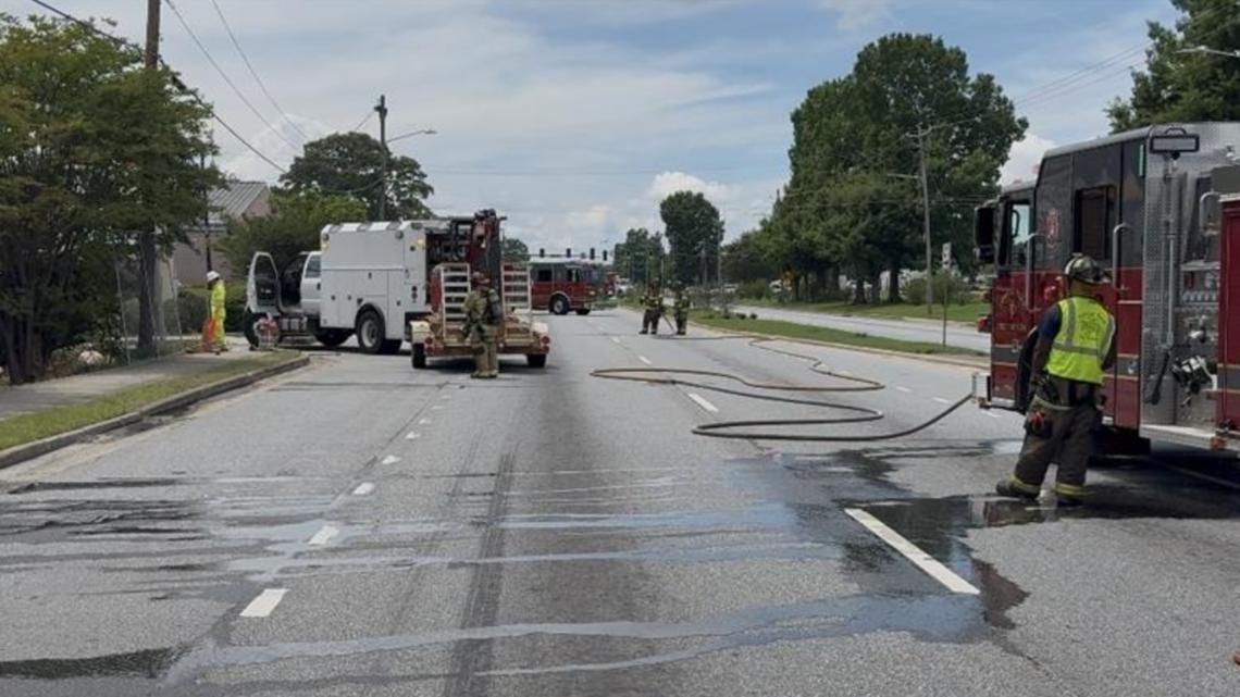 Gas leak prompts closure for portion of Forest Parkway