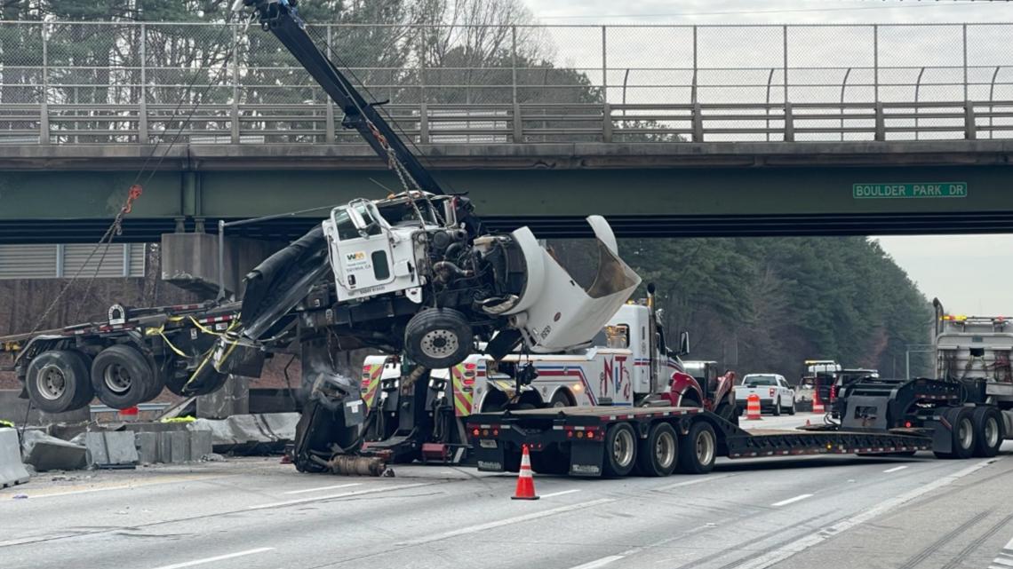 Traffic Alert: Lanes reopening on I-285 in Fulton County after crash ...