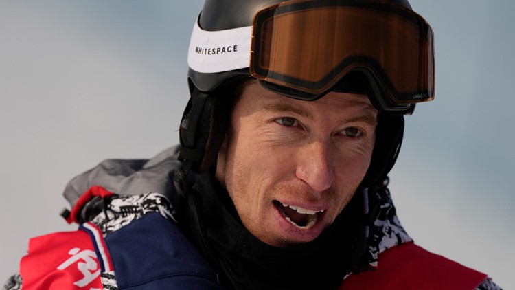 Oakley : Shaun White  Air+Style Beijing Teaser 2011 - Snowboarder