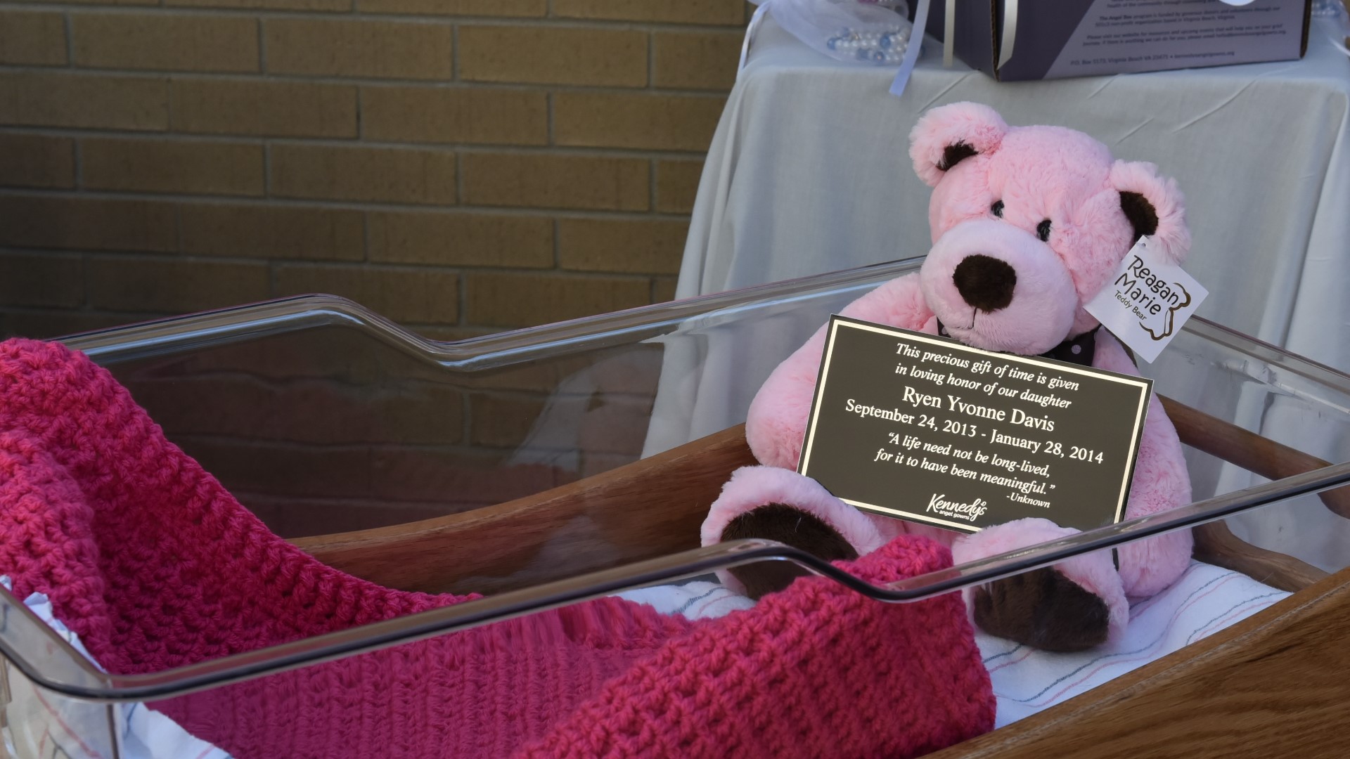 They hope the cradle can give families chances to create memories and grieve.