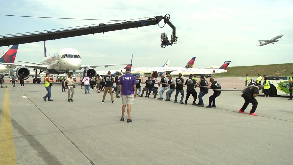 Tom Brady appearance Delta Jet Drag fundraiser