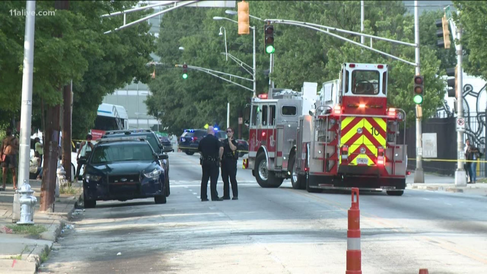 A threatening call and a suspicious bag led t a SWAT unit response in Atlanta