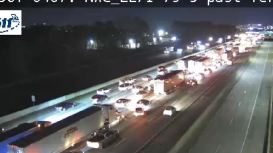 I 75 South traffic Cobb County wreck multiple lanes closed | 11alive.com