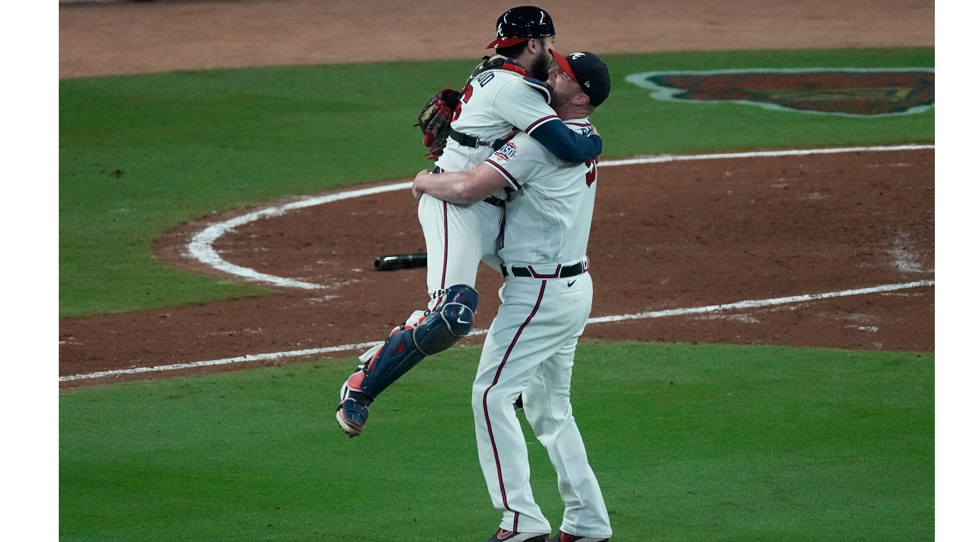 The Braves beat the Dodgers in Game 6 of the NLCS on Saturday night.