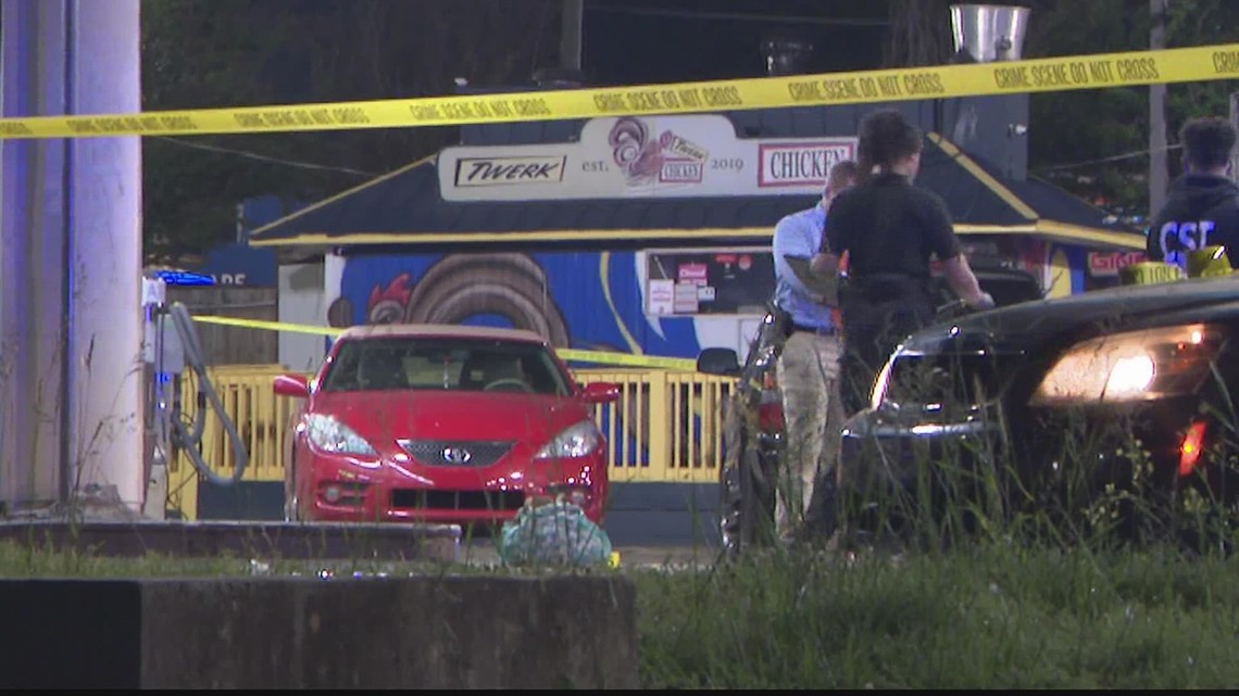 Search continues for suspect in deadly DeKalb County gas station