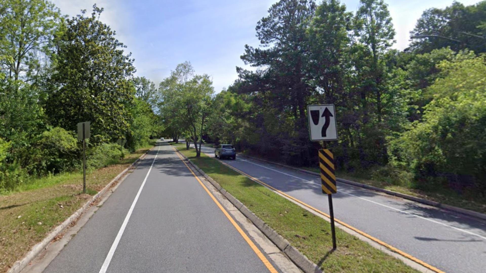 Cobb County to remove, replace trees posing 'danger' along Columns ...
